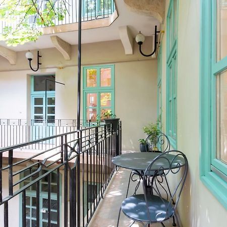 Chestnut & Eliza Suites Budapest Exterior photo