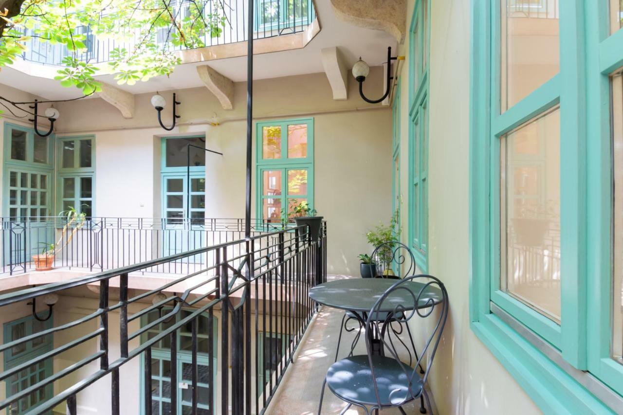 Chestnut & Eliza Suites Budapest Exterior photo